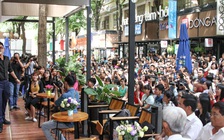 Cây bút trẻ Jun Phạm: Đừng đòi hỏi giới trẻ đọc những gì đao to búa lớn