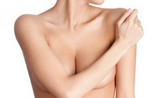 Không phải khối u ở ngực đều là ung thư vú