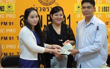 Tài xế Thái trả lại cho nữ hành khách Việt Nam 4.000 USD và hai smartphone