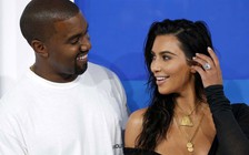 Kim Kardashian túc trực tại bệnh viện chăm sóc Kanye West