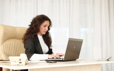 Ngồi nhiều khiến phụ nữ mau... già