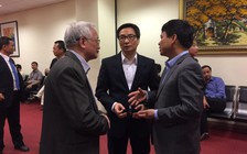 Cấp học càng thấp thì càng mất dân chủ?