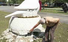 Đừng để tượng chết mòn