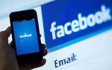 Smartphone và Facebook đào sâu khoảng cách thế hệ