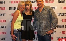 Taylor Swift tố cáo DJ quấy rối tình dục