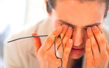 Những dấu hiệu lạ đời 'tố cáo' bạn có thể bị thiếu chất sắt