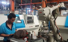 Robot có thay thế công nhân?