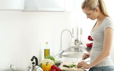 3 điều phụ nữ trước 40 tuổi nên làm để mãn kinh không phải 'khổ'