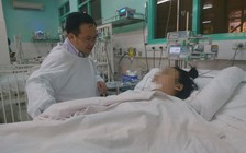 Cứu sống một học sinh nghi nhảy lầu