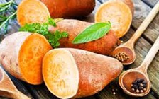 Khoai tây và khoai lang, khoai nào tốt hơn?