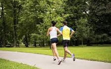 Càng đi bộ nhanh, bạn càng kéo dài tuổi thọ!