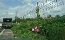 Đình chỉ công tác một thượng úy CSGT lái ô tô tông chết 2 người