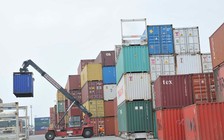 Hàng trăm container hải sản có nguy cơ bị ách