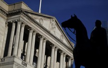 Anh viện trợ các nước... giàu nhất thế giới