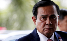 Các đảng chính trị Thái gây sức ép thủ tướng