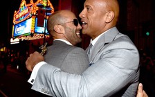Bộ đôi thù địch The Rock và 'Người vận chuyển' hợp tác trong 'Fast & Furious'