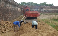 Không để tái diễn sai sót trong tu bổ kè Hộ thành hào - kinh thành Huế