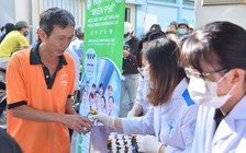 Bệnh viện đề nghị trường đại học hỗ trợ nước rửa tay