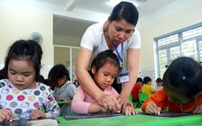 Những tấm lòng vàng: Bạn đọc ủng hộ cô giáo Nguyễn Thị Hay