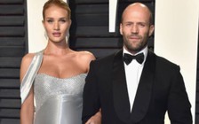 Bạn gái 'người vận chuyển' Jason Statham tung ảnh bán khoả thân