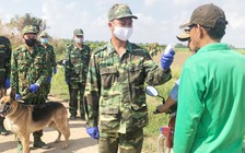 Người trẻ trên tuyến đầu chống dịch: 'Vành đai sống' ngăn chặn dịch nơi biên giới