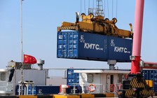 Xuất khẩu của Trung Quốc tăng bất ngờ