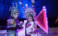 Kép đẹp Võ Minh Lâm 'lấn sân' tuồng cổ