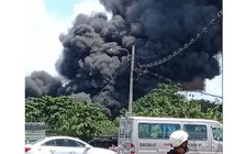 TP.HCM: Cháy 12 ô tô các loại trong bãi chứa xe