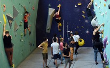 Phương Tây rục rịch khôi phục đi lại toàn cầu