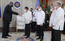 Tại sao Tổng thống Duterte bất ngờ củng cố liên minh với Mỹ?