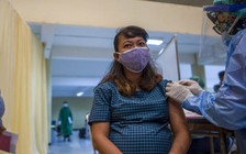 Tranh cãi về mũi vắc xin Covid-19 tăng cường