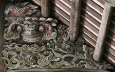 Giải mã mảng chạm khắc đình làng: Độc đáo vũ điệu rồng ở đình Phú Hữu