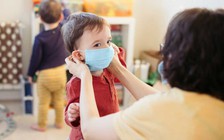 Trẻ nhiễm Omicron sẽ có triệu chứng này!