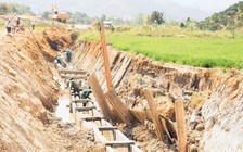 Những công trình 'làm nghèo' đất nước: Bao giờ dự án thủy lợi 90 tỉ thôi 'hành' dân?