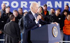 Thách thức bủa vây Tổng thống Biden