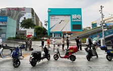 Bức tranh Covid-19 đối lập trên thế giới