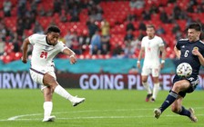 'Tam sư' và vấn đề hậu vệ phải trước World Cup