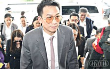 Thái Lan cho phép con trai ông Thaksin xuất ngoại gặp cha