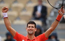 Djokovic lần thứ 10 liên tiếp vào tứ kết Pháp mở rộng