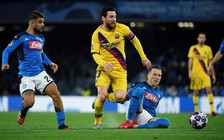 Kết quả bóng đá Champions League Napoli 1-1 Barcelona: Messi im tiếng