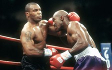 Huyền thoại quyền anh Holyfield gửi thông điệp đến Mike Tyson: 'Tôi đã trở lại'