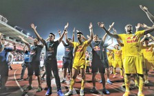 Ngạc nhiên chưa: Hệ thống phòng thủ ‘HAGL - Kiatisak’... nằm ngủ gần 400 phút!