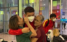 Ngày về ấm áp và xúc động của U.16 Việt Nam