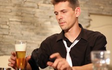 Phụ nữ có thích đàn ông hút thuốc, uống rượu?