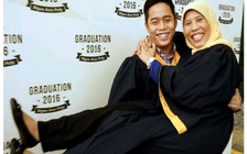 Hai mẹ con tốt nghiệp đại học cùng ngày