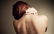 Người sinh non dễ bị gãy xương khi trưởng thành