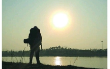 Chàng sinh viên Trung Quốc đi bộ 300 km về quê ăn tết