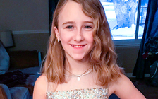 Cô bé 10 tuổi đề xuất ý tưởng quảng cáo cho tỉ phú Elon Musk