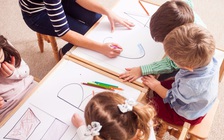 Phụ huynh không cho con đi học vì giáo viên quá mập