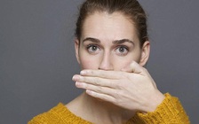 Vì sao không ăn sáng lại gây hôi miệng?